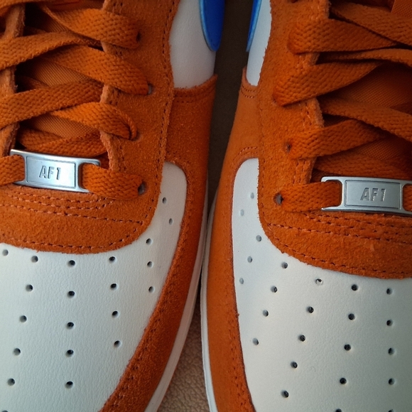 Nike Air Force 1 Low \'07 LV8 Safety Orange University Blue NWOB Size12.5 main image 6